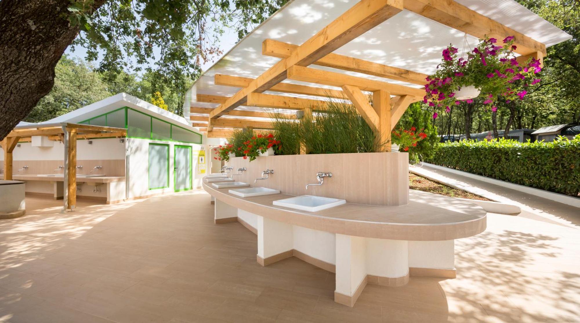 Aminess Planet Camping Maravea Resort - Pitches Novigrad Istria エクステリア 写真